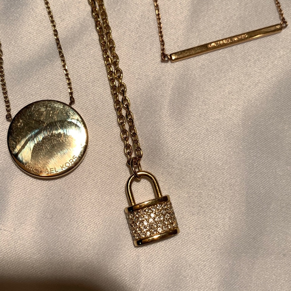 MICHAEL KORS 😍 ”MK 3 NECKLACES” - Picture 6 of 10